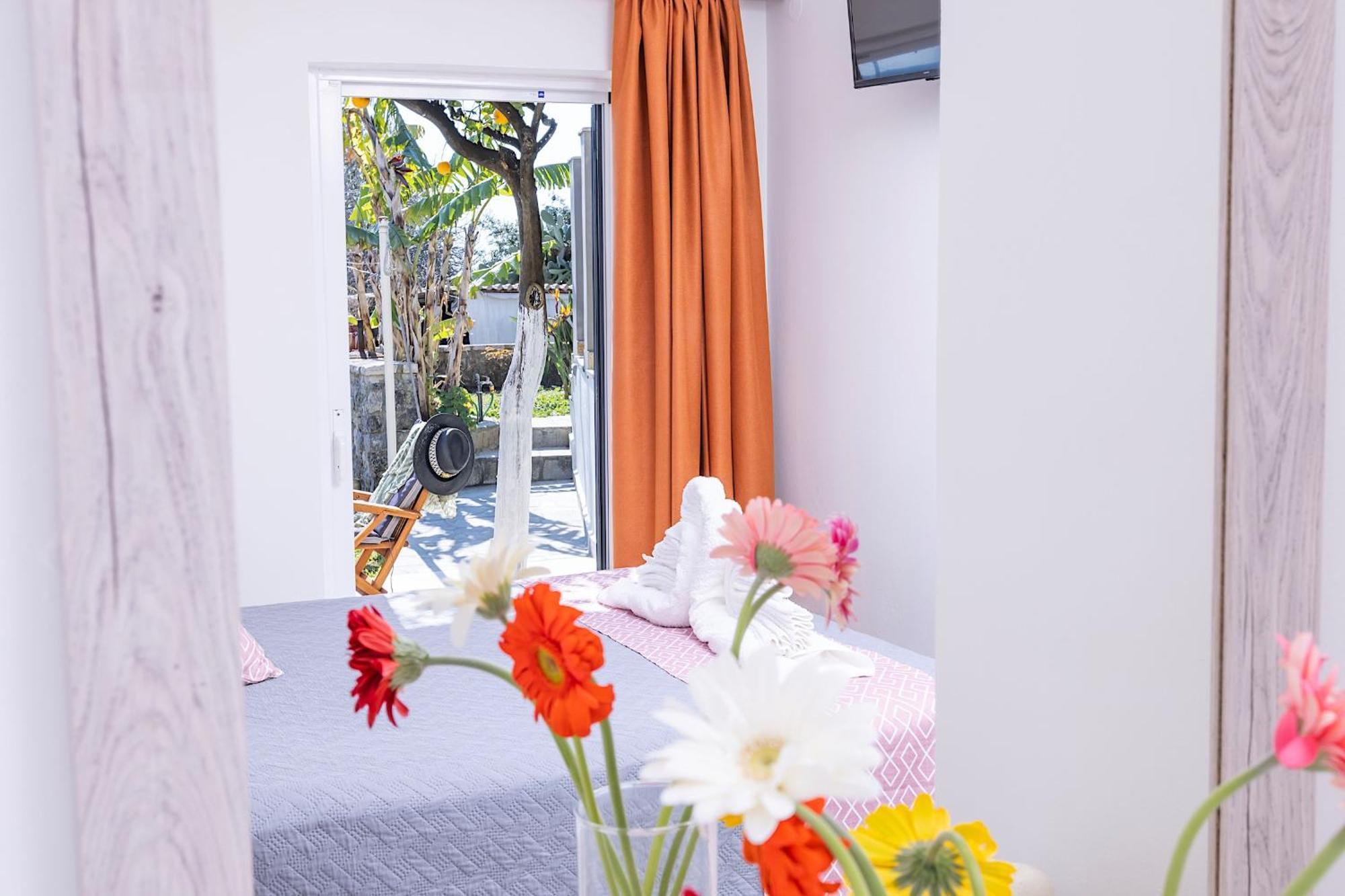 Villa Ad Homes