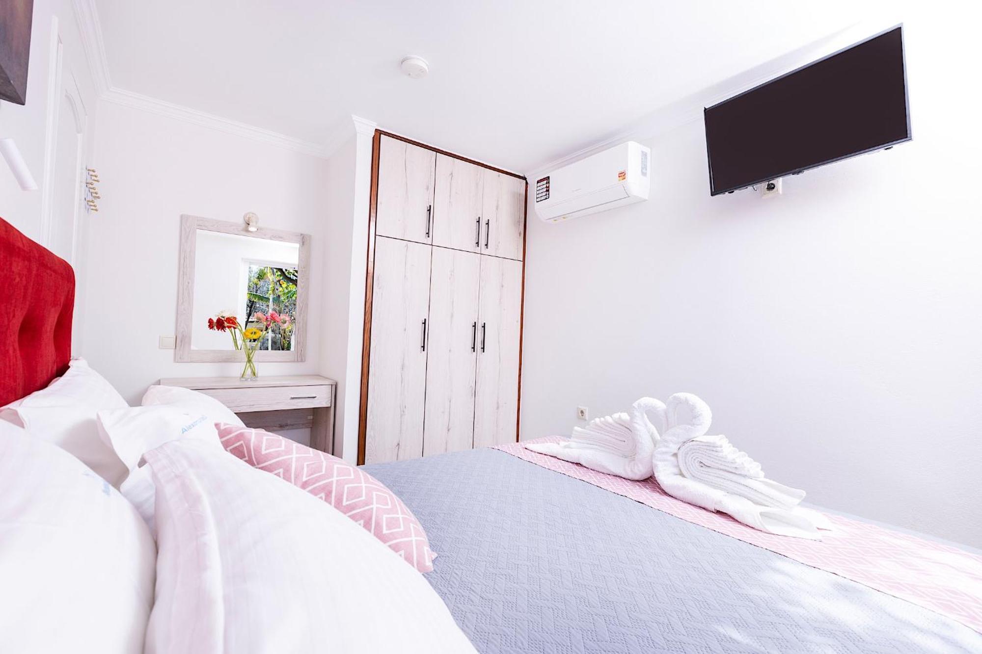 Ad Homes Agios Gordios (Corfu)